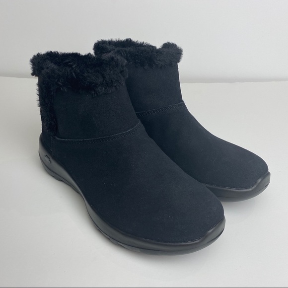 NEW Skechers On-The-go Joy-Bundle Up Boot Blk 5.5 - Picture 7 of 11